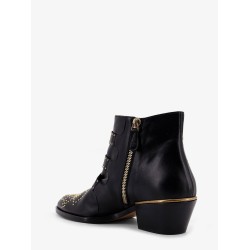 Susan leather boots with metal details