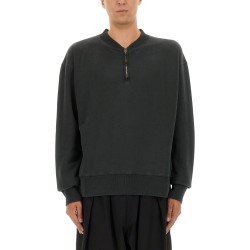 THREE-QUARTER ZIPPER SWEATSHIRT