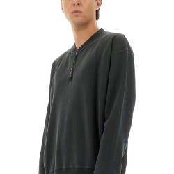 THREE-QUARTER ZIPPER SWEATSHIRT