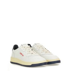 "MEDALIST" LOW SNEAKER