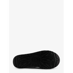 M Tasman Noir leather slip on