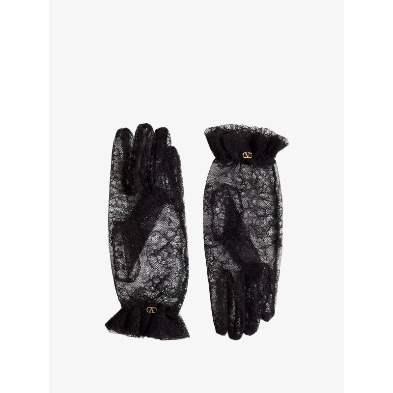 Lace gloves