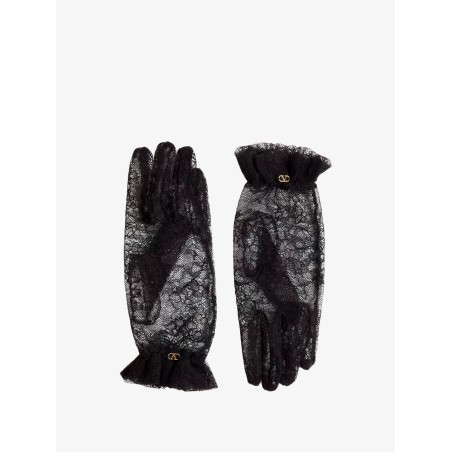 Lace gloves