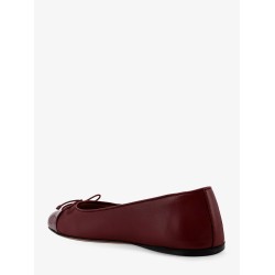 Leather ballerinas with patent leather details