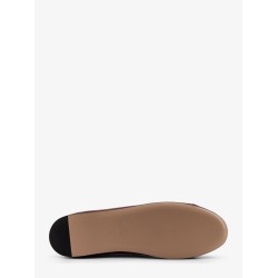 Leather ballerinas with patent leather details