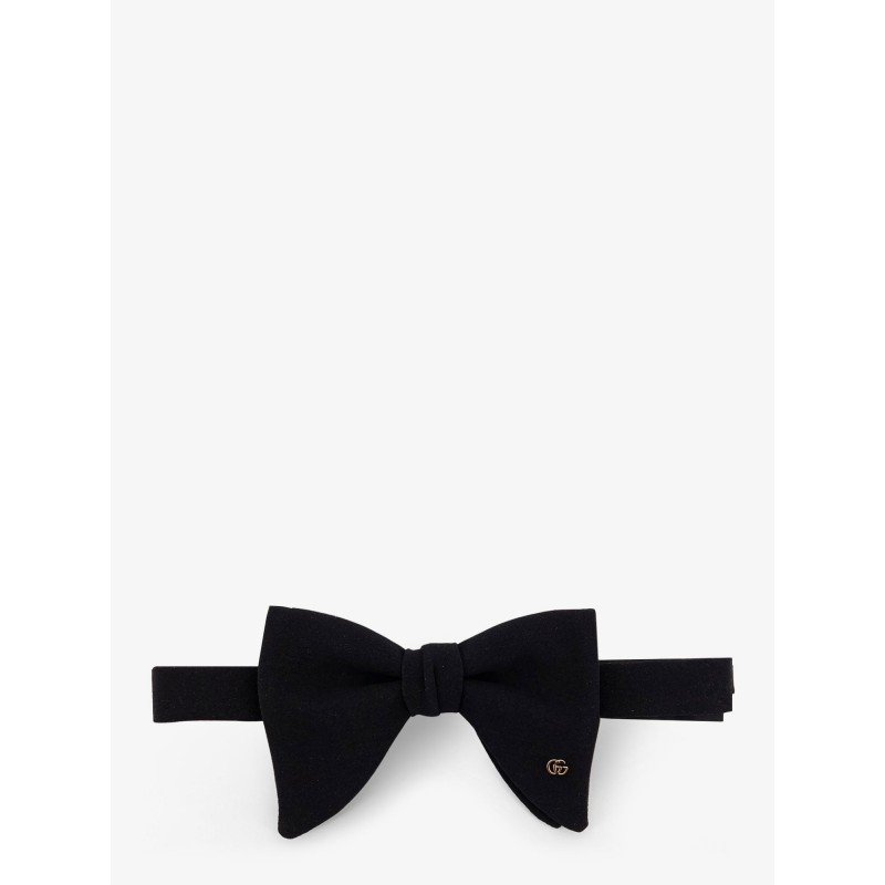 Silk bow tie