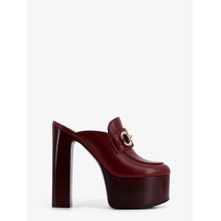 Leather mule with plateau