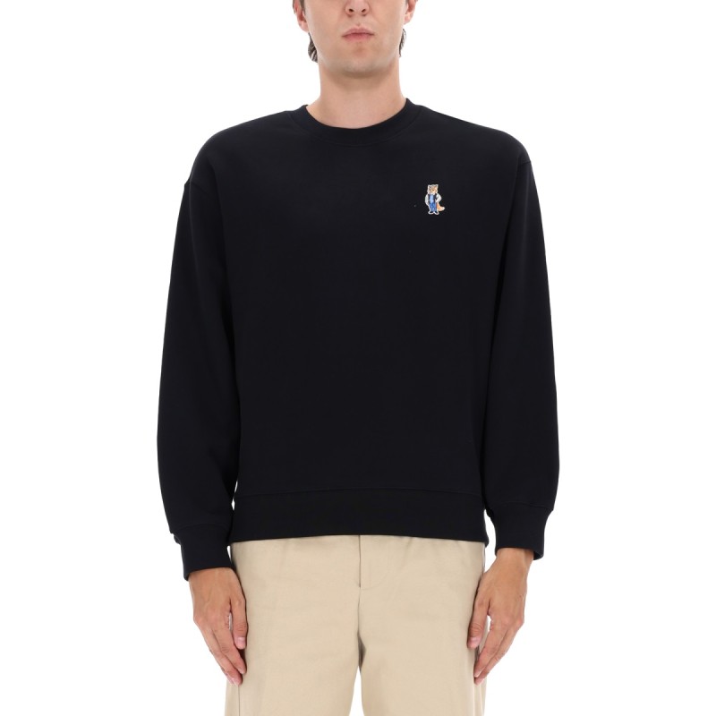 "COMFORT DRESSED FOX" SWEATSHIRT