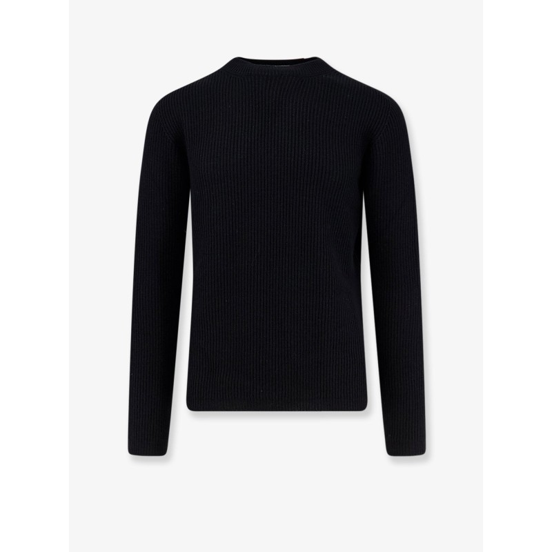 Wool sweater