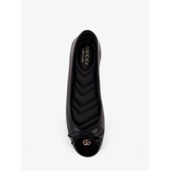 Leather ballerinas with patent leather detail
