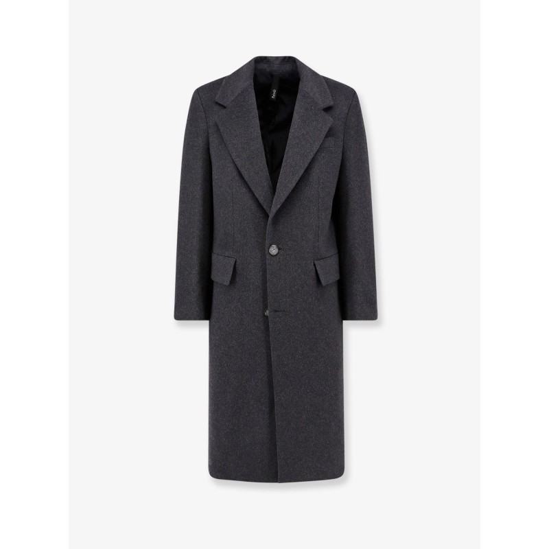 Cashmere coat with satin lining