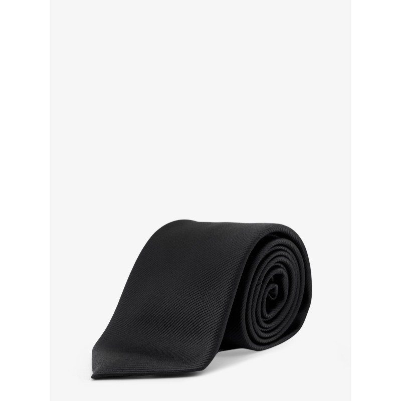 Silk tie