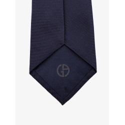 Silk tie