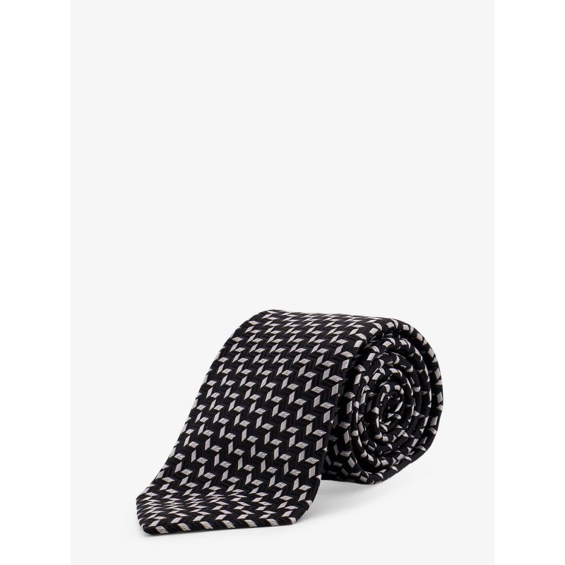 Silk tie