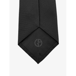 Silk tie