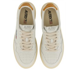 MEDALIST LOW SNEAKERS