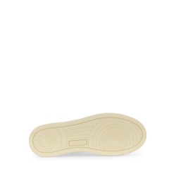 MEDALIST LOW SNEAKERS