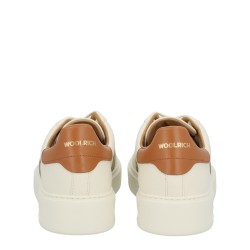 "CLASSIC COURT" SNEAKER