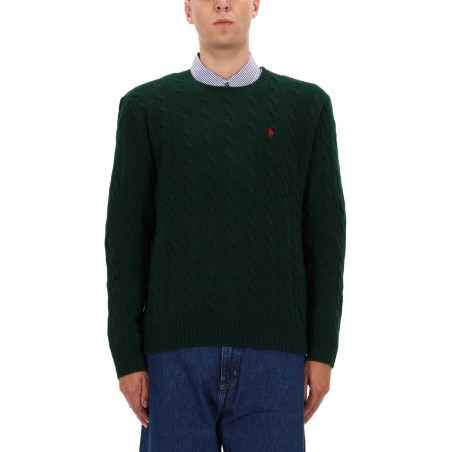 WOOL AND CASHMERE CABLE KNIT SWEATER