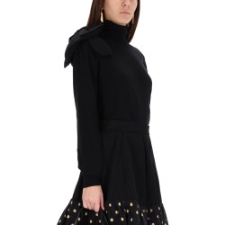 MESH WITH FLOWER DETAIL