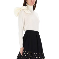 MESH WITH FLOWER DETAIL