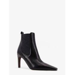 Leather boots with Monili detail on the heel