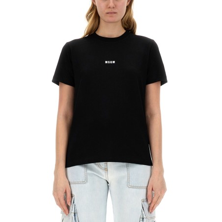 T-SHIRT CON MICRO LOGO