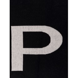 Merino wool scarf with printed logo