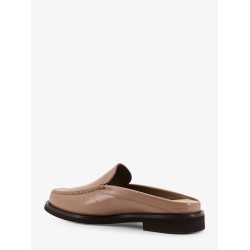 Leather sabot loafer
