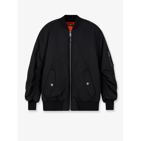 Nylon jacket with wrinkled effect