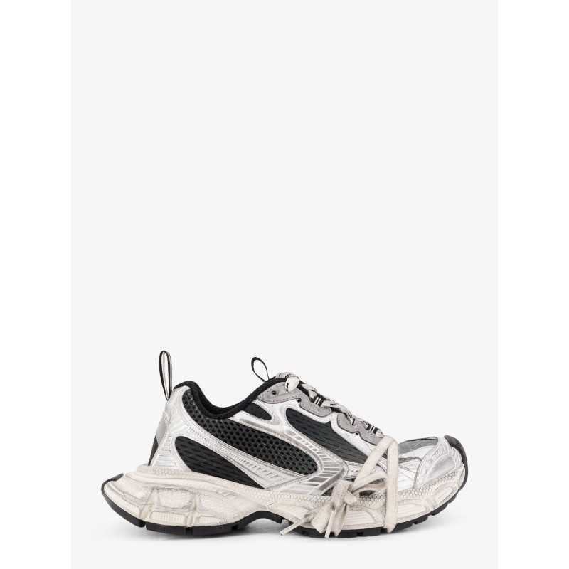 3XL Gradient mesh sneakers with used effect