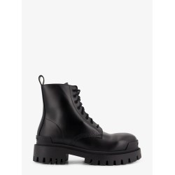 Leather boots with maxi rubber sole