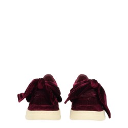 "MEDALIST LOW" SNEAKER