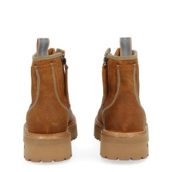 LACE-UP BOOT