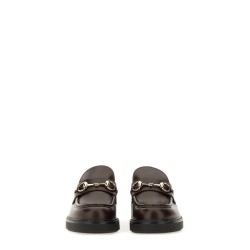 MOCCASIN WITH CLAMP