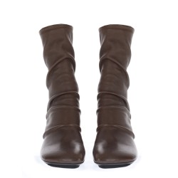 CLEATED BOOTS
