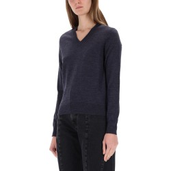 V-NECK SWEATER
