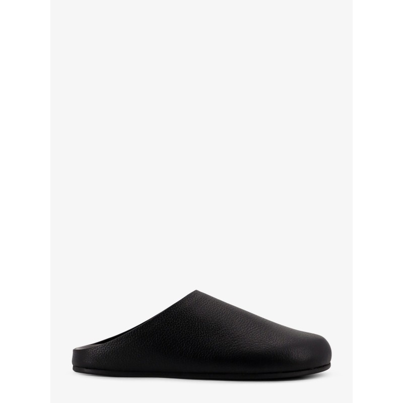 Hammered leather sandals