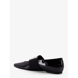Patent leather ballerinas with maxi logo label