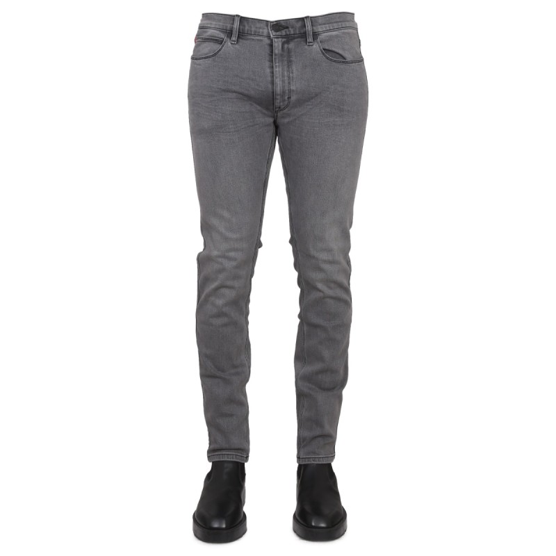 SLIM FIT JEANS