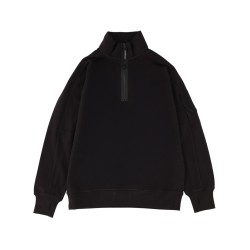 ZIP SWEATSHIRT.