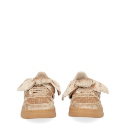 "MEDALIST LOW" SNEAKER