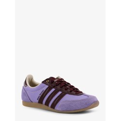 Nylon sneakers with suede inserts