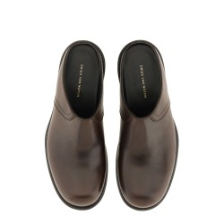 LEATHER CLOGS
