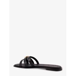 30M leather sandals with metal CD logo