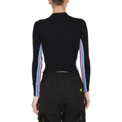 TOP WITH LOGO AND COLORED BANDS