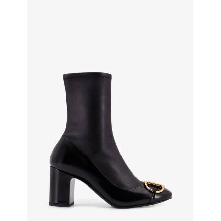 Leather boots with metal Horsebit