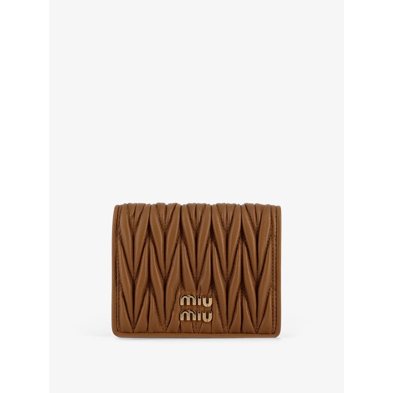 Quilted leather wallet