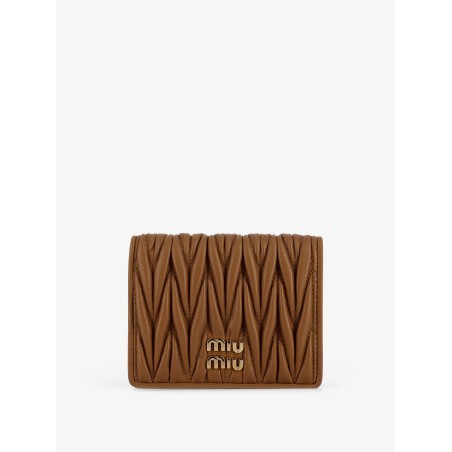 Quilted leather wallet