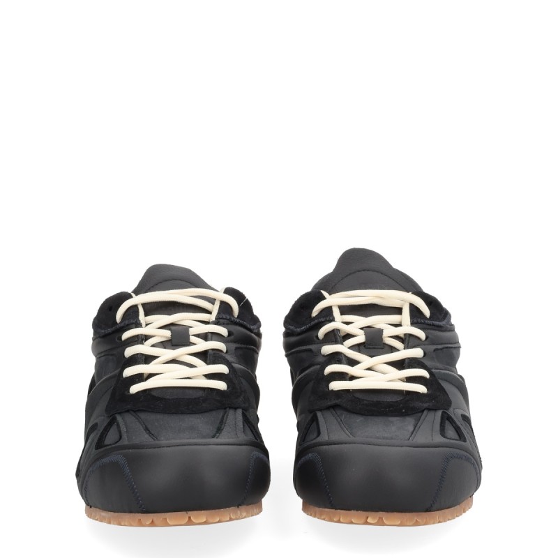 "SLOW RUNNER" SNEAKER